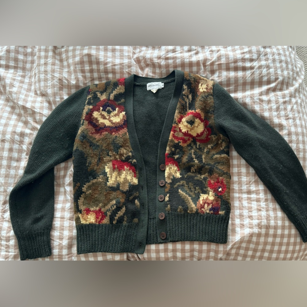 beautiful 100% wool sweater